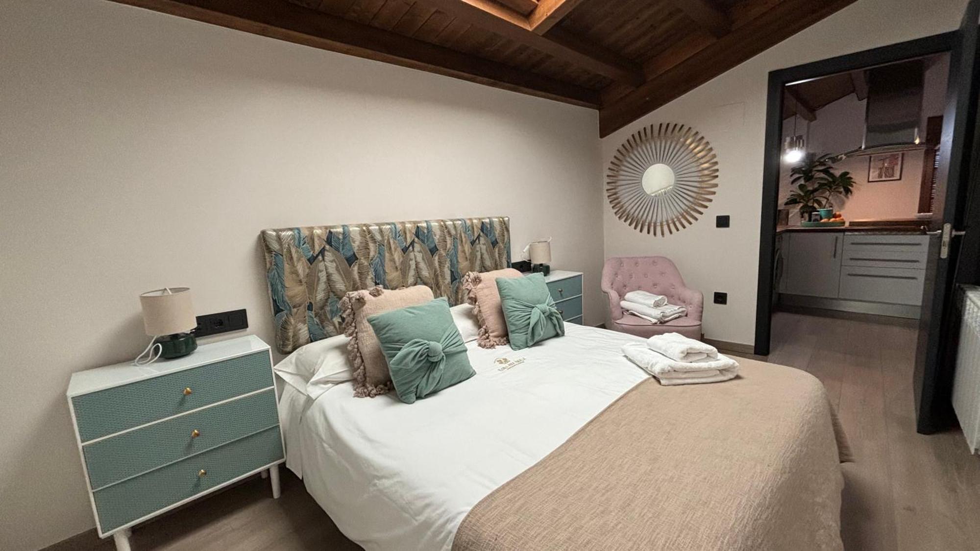 Apartamentos En El Valle Del Jerte Flores Para Angela Cabezuela Del Valle Esterno foto